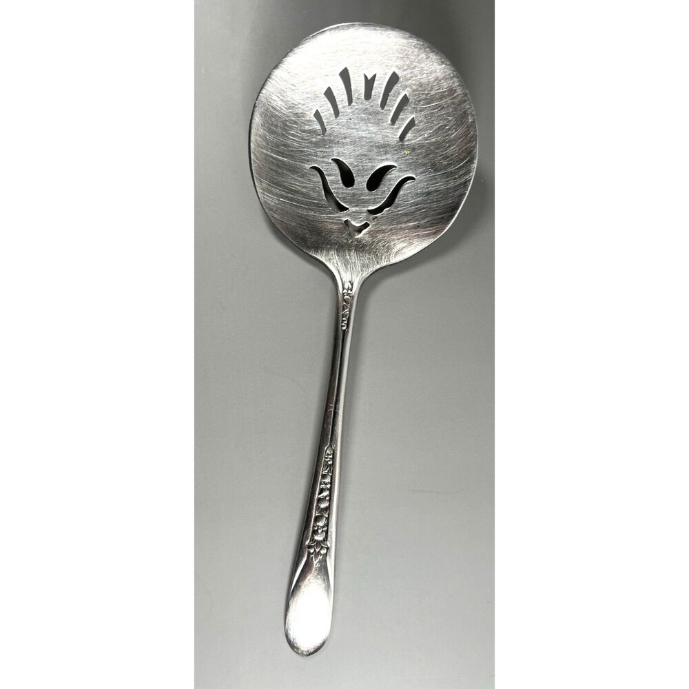 Priscilla-Lady Ann~ Wm Rogers ~ Art Nouvea  (Silverplate)Tomato Server